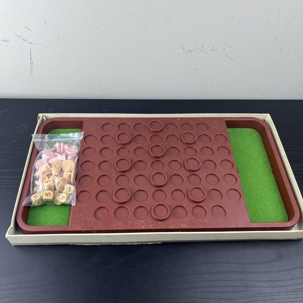 Vintage 1981 Hog Tied The Chase & Chance Board Game Selchow & Righter Complete - Picture 5 of 8